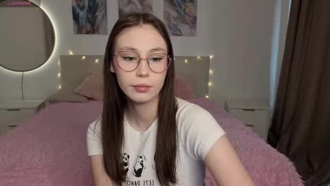 Snapshot of velveetaa chatting on 03-31-26, 09:10 velveetaa online show from 03-31-26, 09:10