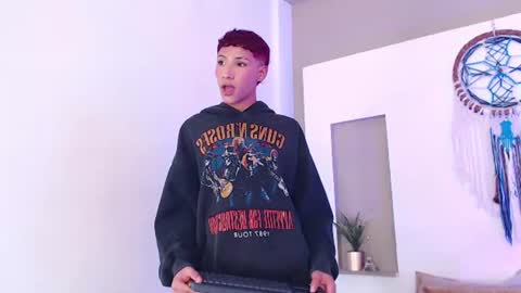 Snapshot of velvet_an chatting on 06-22-26, 03:25 An online show from 06-22-26, 03:25