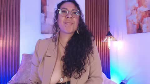 Emma Curly online show from 05-11-26, 02:45