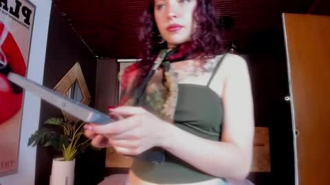 Isabella  online show from 02-12-26, 11:38