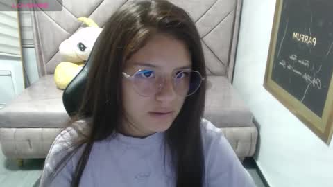 Snapshot of velvet_moon_v chatting on 12-03-25, 01:53 velvet_moon_v online show from 12-03-25, 01:53