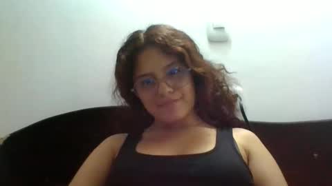 velvet_moon_v online show from 05-26-26, 02:18