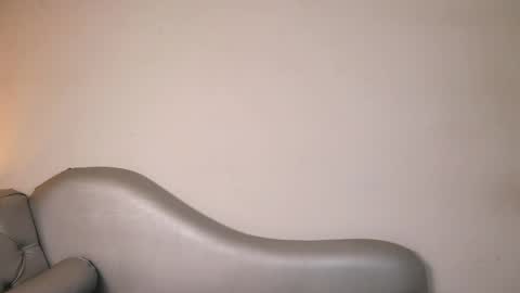 Velvet  online show from 06-03-26, 12:52