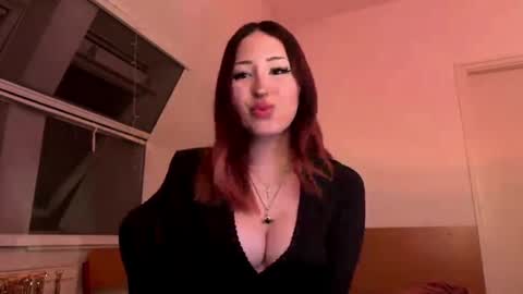 Sophie online show from 06-01-26, 09:16