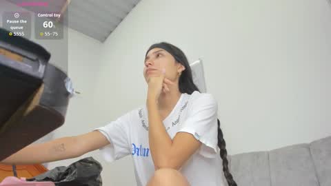 Velvetluna online show from 03-18-26, 09:23