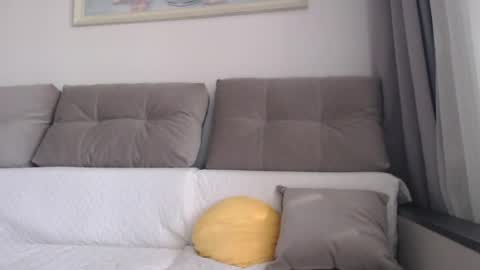 Snapshot of velvetmoon123 chatting on 04-28-26, 05:23 velvetmoon123 online show from 04-28-26, 05:23
