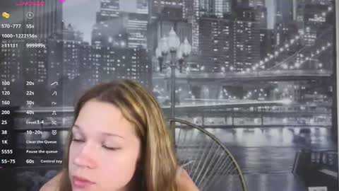 Kelly online show from 06-06-26, 07:13