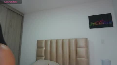Snapshot of velvetsmith chatting on 05-15-26, 11:23 velvet online show from 05-15-26, 11:23