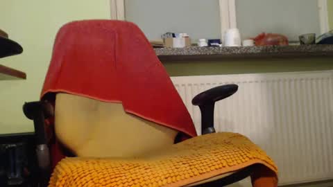 Snapshot of vendi1 chatting on 02-17-25, 09:19 vendi1 online show from 02-17-25, 09:19