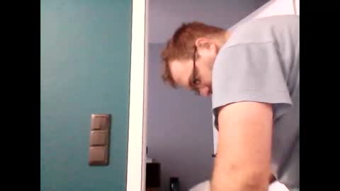 Snapshot of vendi1 chatting on 11-15-25, 09:50 vendi1 online show from 11-15-25, 09:50