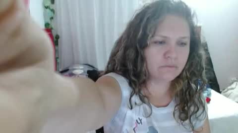 venecasexy44 online show from 10-24-25, 10:00