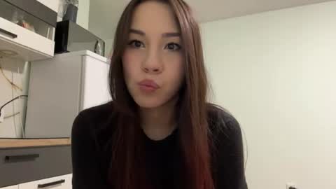 Milla online show from 06-25-26, 06:23