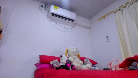 vennuss01 online show from 04-07-26, 12:27