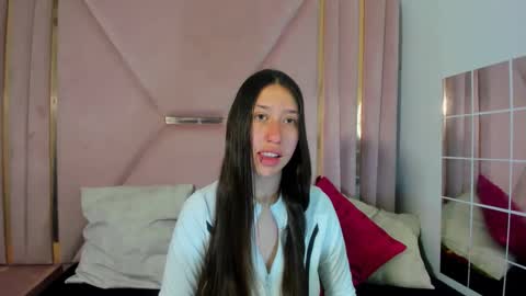 Snapshot of venurmorgan chatting on 09-20-25, 04:30 venurmorgan online show from 09-20-25, 04:30