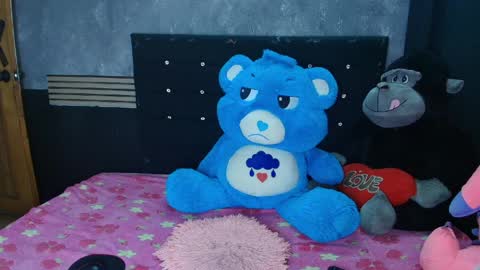 eva online show from 04-11-26, 07:45