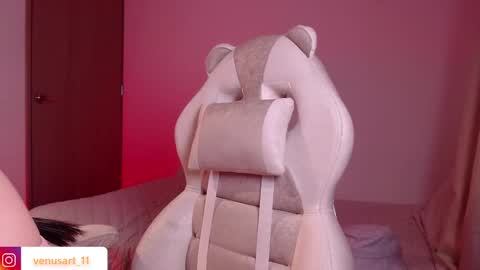 Snapshot of venus_art11 chatting on 02-16-25, 07:15 venus_art11 online show from 02-16-25, 07:15