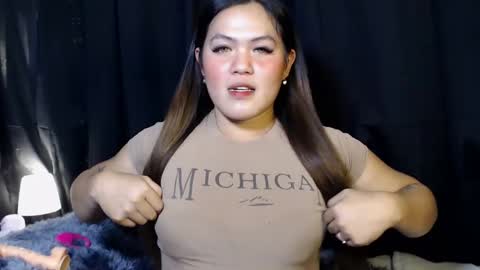 Snapshot of venus_colly chatting on 10-09-25, 01:58 I am Colly Your mystery girl online show from 10-09-25, 01:58