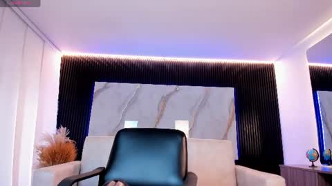 Snapshot of venus_cooperr chatting on 07-14-26, 11:27 Venus Cooperr online show from 07-14-26, 11:27