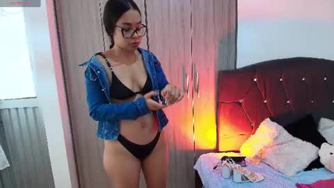 Snapshot of venus_hexxx chatting on 06-20-26, 11:46 venus_hexxx online show from 06-20-26, 11:46