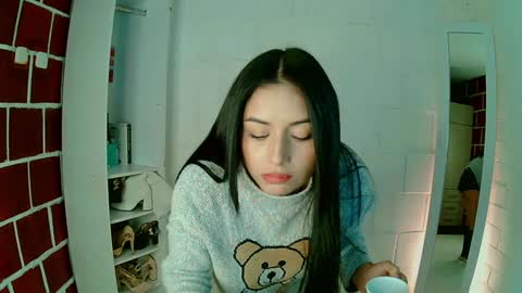 Snapshot of venus_megan chatting on 01-07-25, 02:19 emily independent account MY conextion 1100 GTM to 17hr GTM online show from 01-07-25, 02:19