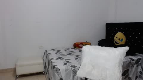 venus_menoza online show from 12-29-24, 07:32