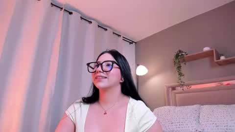 Snapshot of venus_reid chatting on 09-18-25, 04:47 venus_reid online show from 09-18-25, 04:47