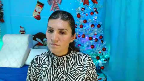 Snapshot of venus_swet chatting on 12-31-24, 01:04 Catalina online show from 12-31-24, 01:04