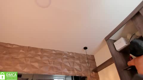 Snapshot of venus_velez chatting on 11-13-25, 12:04 Venus online show from 11-13-25, 12:04