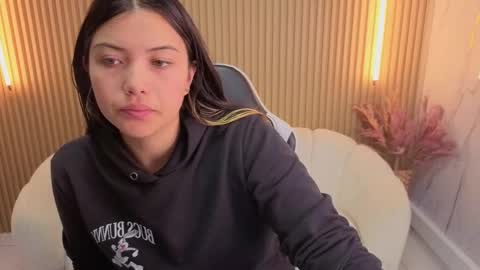 Venus  online show from 01-19-26, 01:04