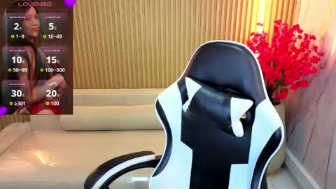 Venus  online show from 06-04-26, 12:33