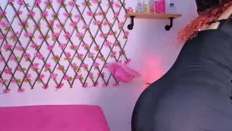 venus_velvett online show from 05-25-26, 02:45