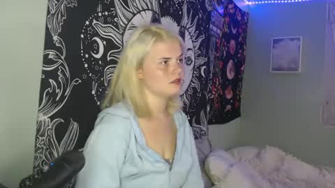 Snapshot of venusastar chatting on 10-07-25, 07:11 Miss Venus online show from 10-07-25, 07:11