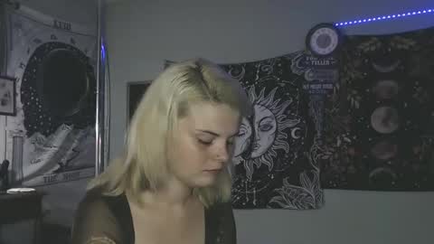 Snapshot of venusastar chatting on 10-23-25, 11:14 Miss Venus online show from 10-23-25, 11:14