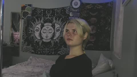 Snapshot of venusastar chatting on 11-05-25, 02:28 Miss Venus online show from 11-05-25, 02:28