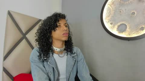venuss_03 online show from 06-19-26, 02:49