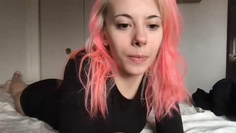 venustheflytrap online show from 04-10-26, 07:07