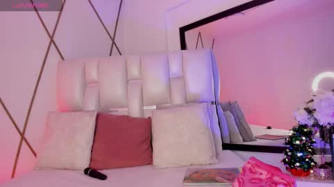 VENUS online show from 12-20-25, 11:50