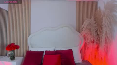 Snapshot of vera_gold_ chatting on 12-17-25, 03:12 Vera online show from 12-17-25, 03:12