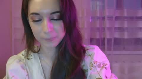 Una online show from 10-17-25, 01:57