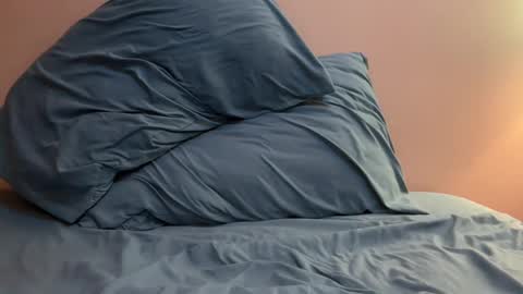 Snapshot of vergasjuan chatting on 12-25-24, 05:58 Juan Vergas online show from 12-25-24, 05:58