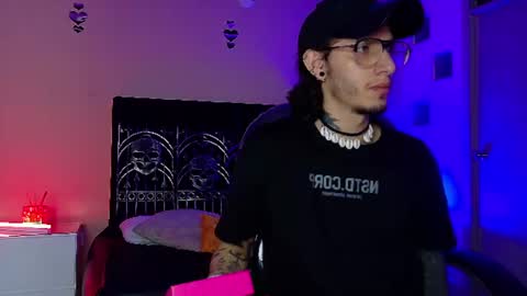 vergil_noir online show from 06-20-26, 04:37