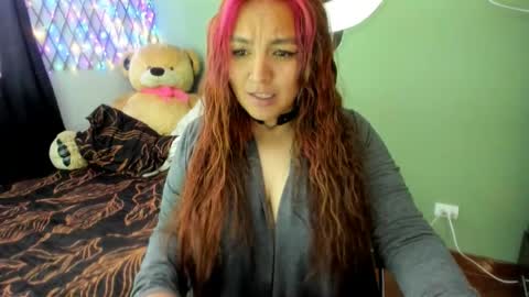 Snapshot of vero_jhonson chatting on 04-02-26, 03:31 karolina online show from 04-02-26, 03:31