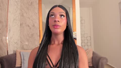 Snapshot of vero_lodge chatting on 01-11-25, 09:04 veronica online show from 01-11-25, 09:04