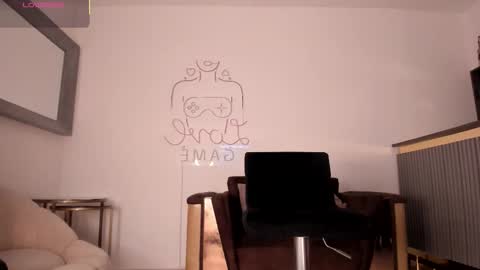 Snapshot of vero_lodge chatting on 11-14-25, 01:54 veronica online show from 11-14-25, 01:54