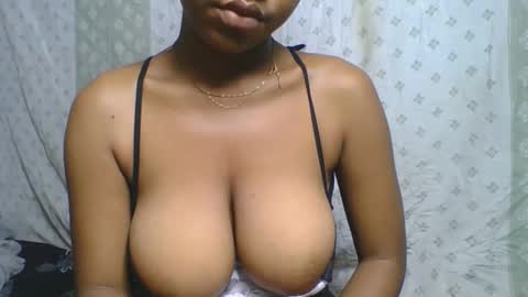 verolla31 online show from 10-19-25, 07:20