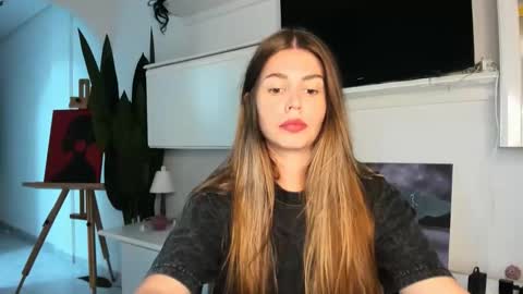 Lolitalolz online show from 11-11-25, 04:40