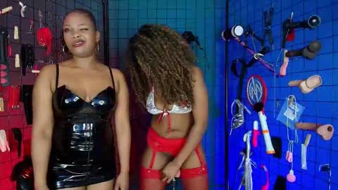 Snapshot of veronica_bdsm chatting on 11-12-25, 04:24 veronica_bdsm online show from 11-12-25, 04:24