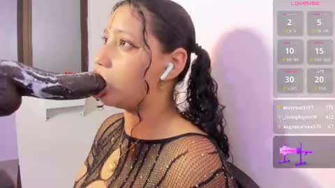 Veronica  online show from 06-20-26, 07:05