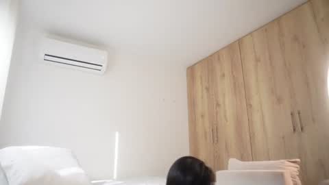 Snapshot of veronica_mendez1 chatting on 07-15-26, 12:54 Veronica online show from 07-15-26, 12:54