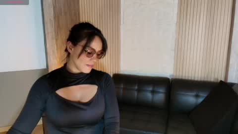 Snapshot of veronica_saenzz1 chatting on 06-06-26, 08:46 Vero online show from 06-06-26, 08:46